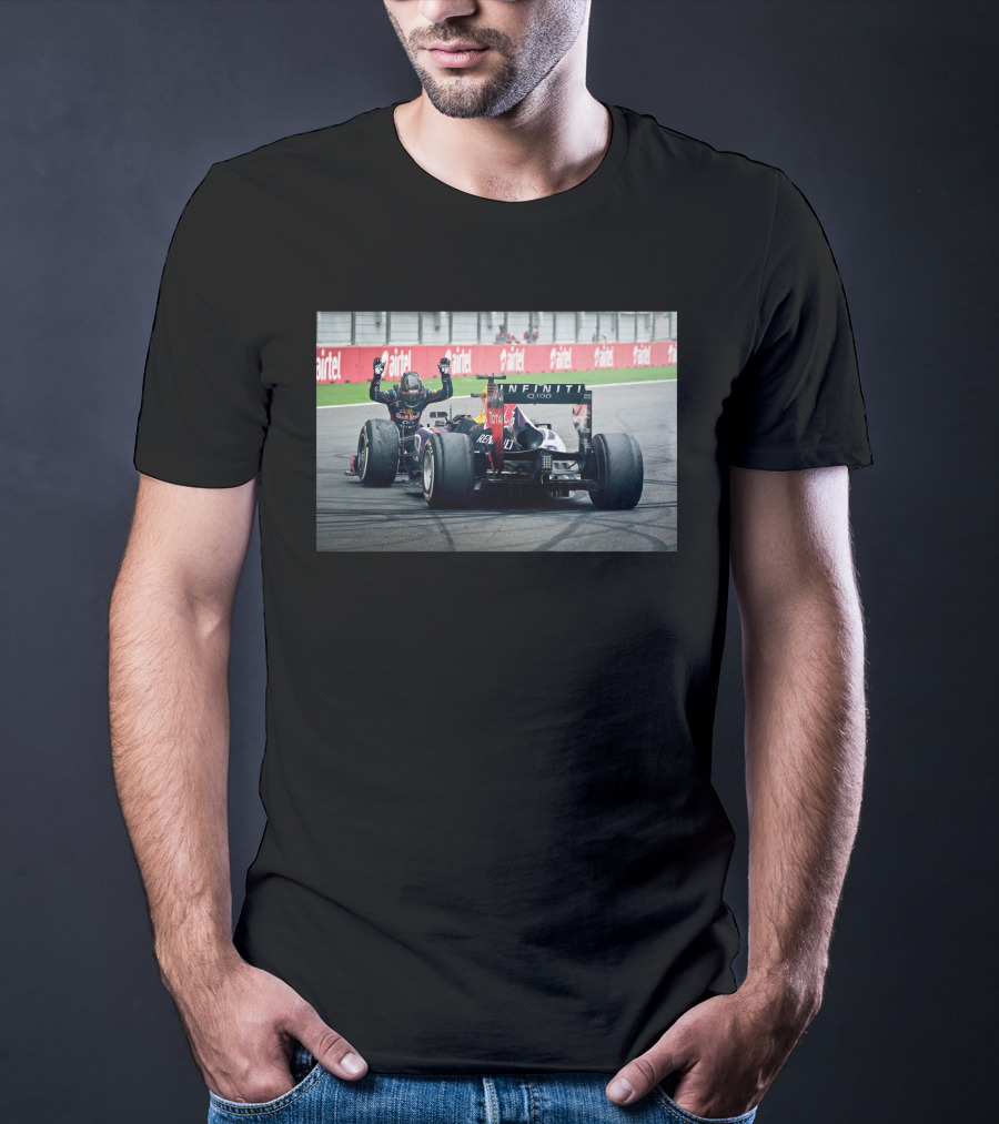 Red Bull Racing Sebastian Vettel Victory Airtel Moment T-Shirt