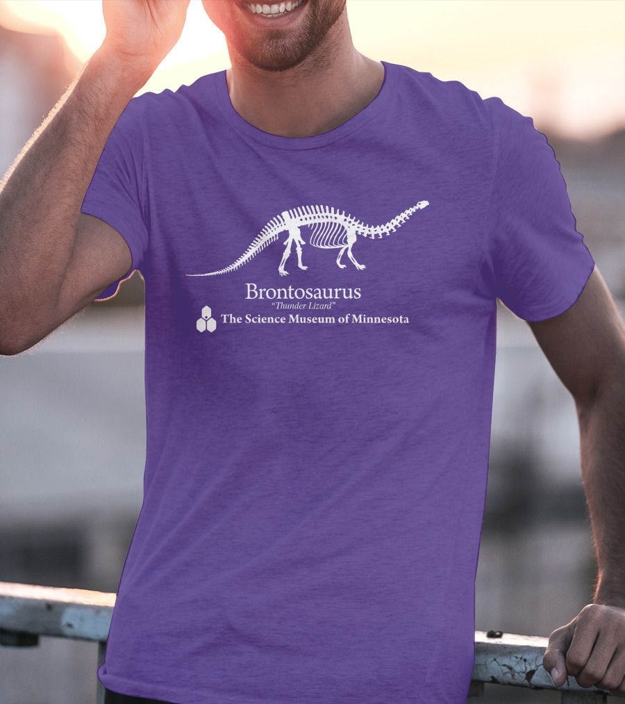 Brontosaurus Thunder Lizard Dinosaur Skeleton The Science Museum Of Minnesota T-Shirt