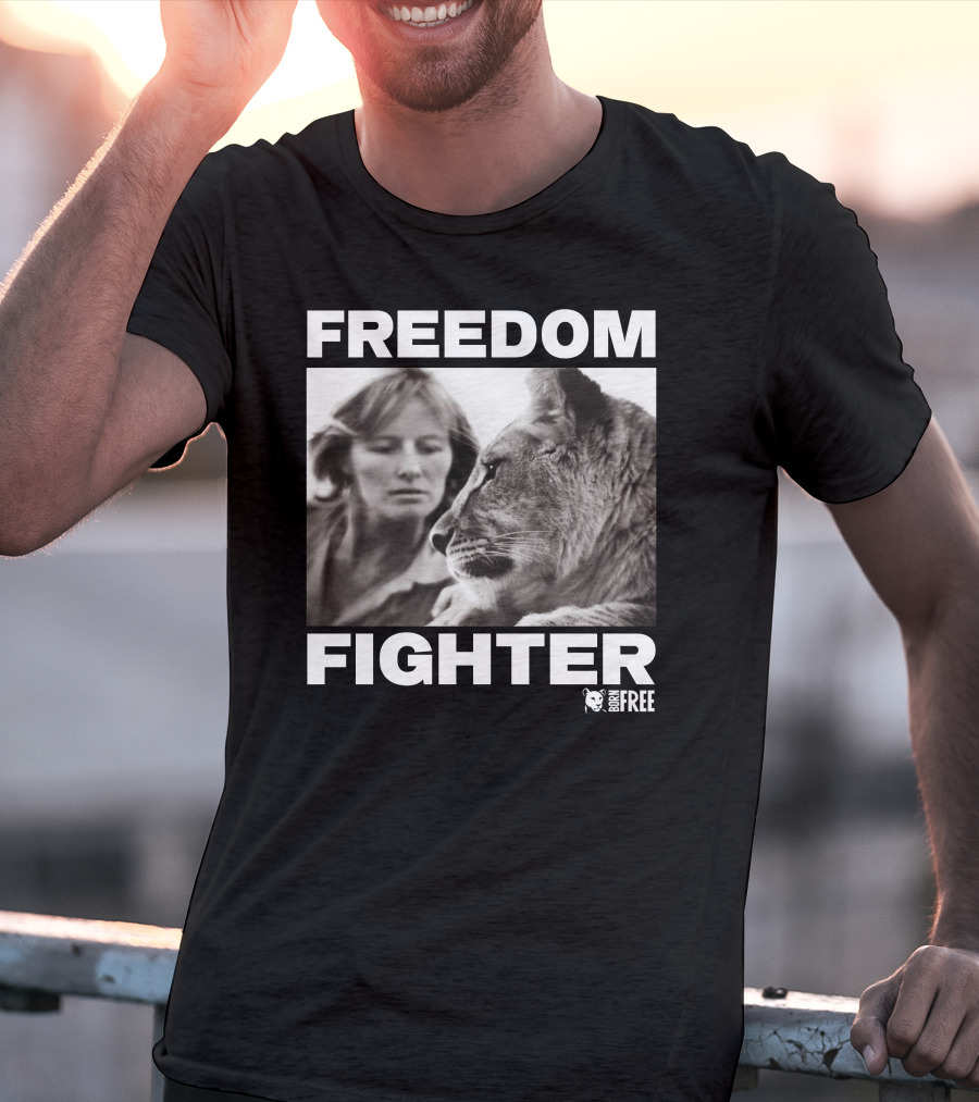 FREEDOM FIGHTER BORN FREE Lion And Woman Interaction T-Shirt