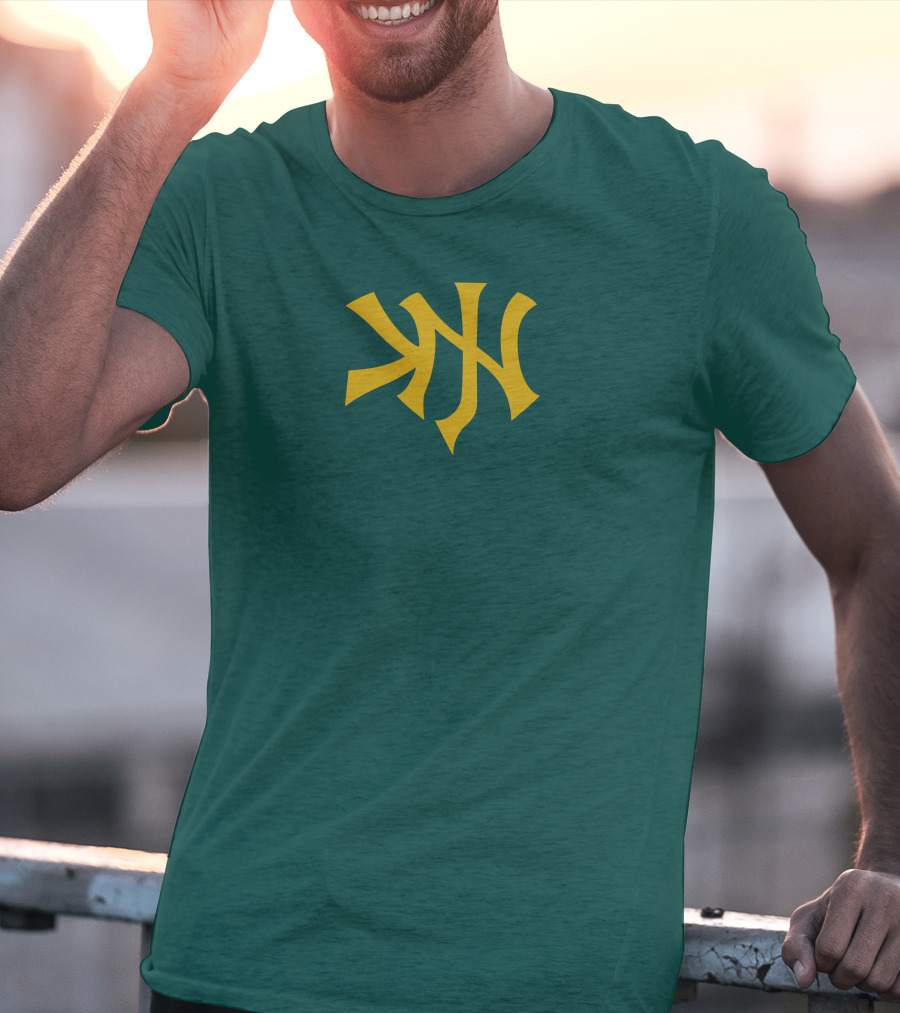 Knj Fanjoy Yankees Logo Green Gold T-Shirt
