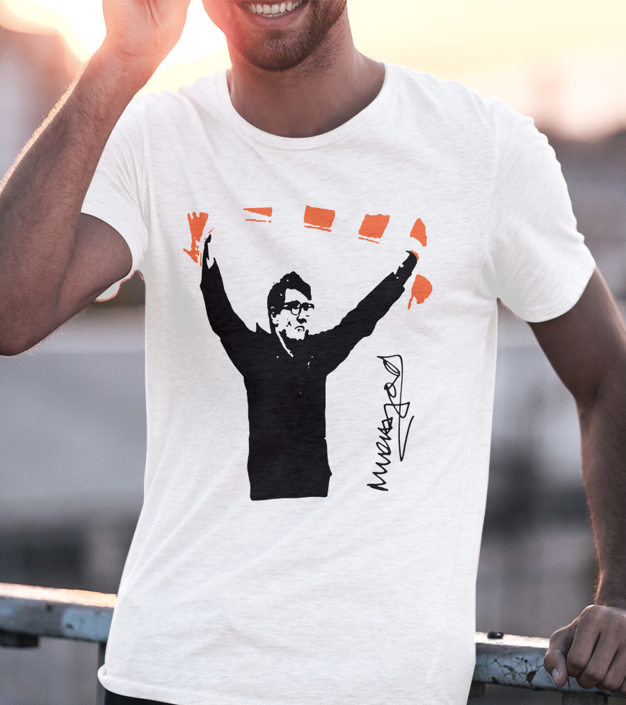 Luton Town FC Mick Harford Orange Scarf T-Shirt