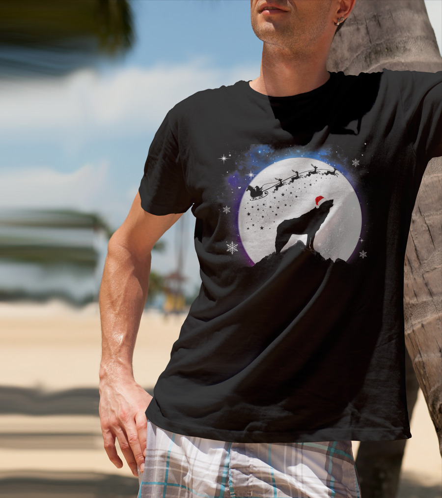 Wolf Santa Hat Full Moon Christmas Night T-Shirt