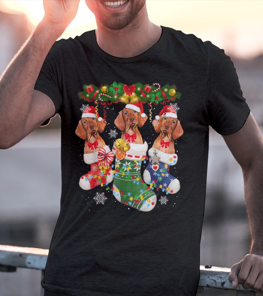 Vizsla Dogs In Christmas Stockings With Santa Hats And Holiday Decorations T-Shirt