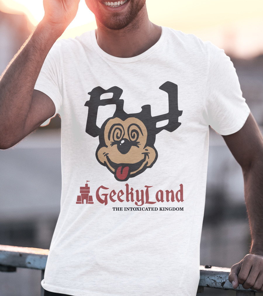 GeekyLand The Intoxicated Kingdom Dizzy Mouse Castle T-Shirt