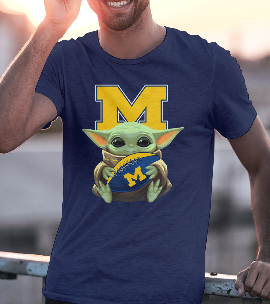 Michigan Baby Yoda Football M T-Shirt