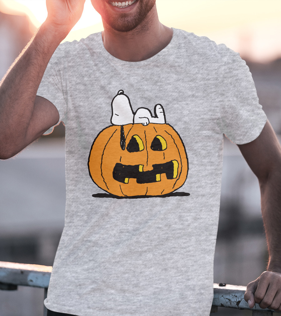Snoopy Halloween Pumpkin Peanuts T-Shirt