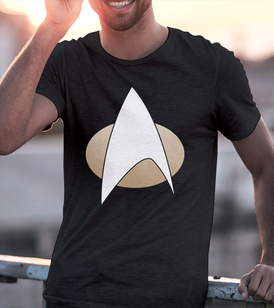 Star Trek Command Red Paneled Uniform Badge Insignia T-Shirt