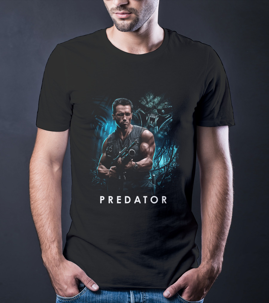 PREDATOR Arnold Schwarzenegger With Alien Hunter Background T-Shirt