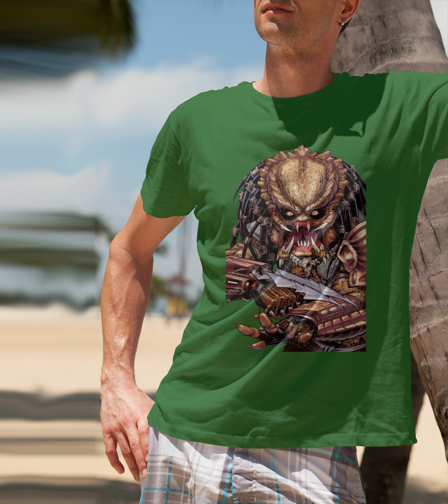 Predator Alien Holding Blade Comic T-Shirt