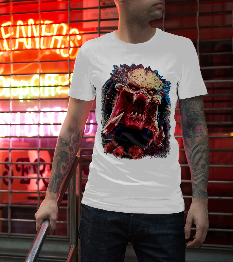 Predator Alien Creature Roaring Face T-Shirt