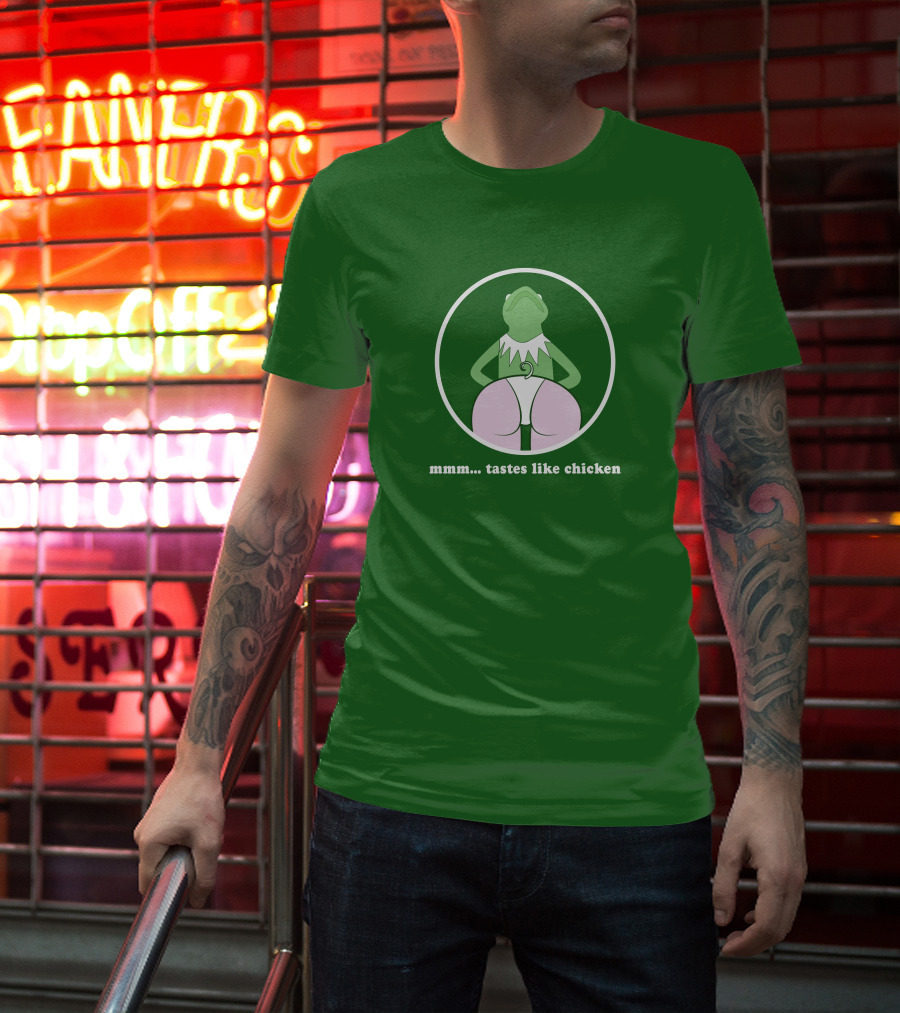 Kermits Frog Mmm Tastes Like Chicken Humorous Green Circle T-Shirt