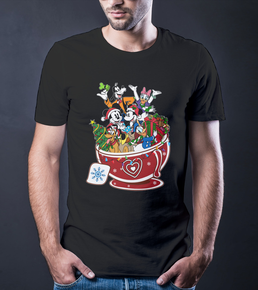 Xmas Minnie Mickey Daisy Donald Goofy Pluto Festive Cup T-Shirt