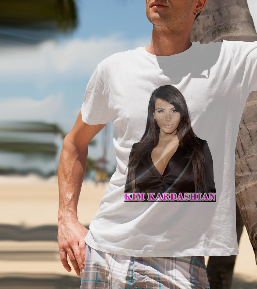 KIM KARDASHIAN T-Shirt
