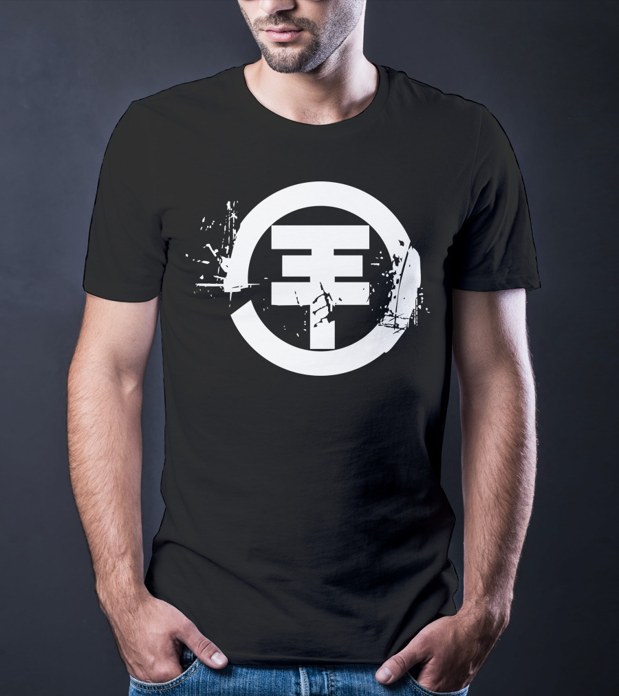 Tokio Hotel Logo Grunge Style German Rock Band T-Shirt
