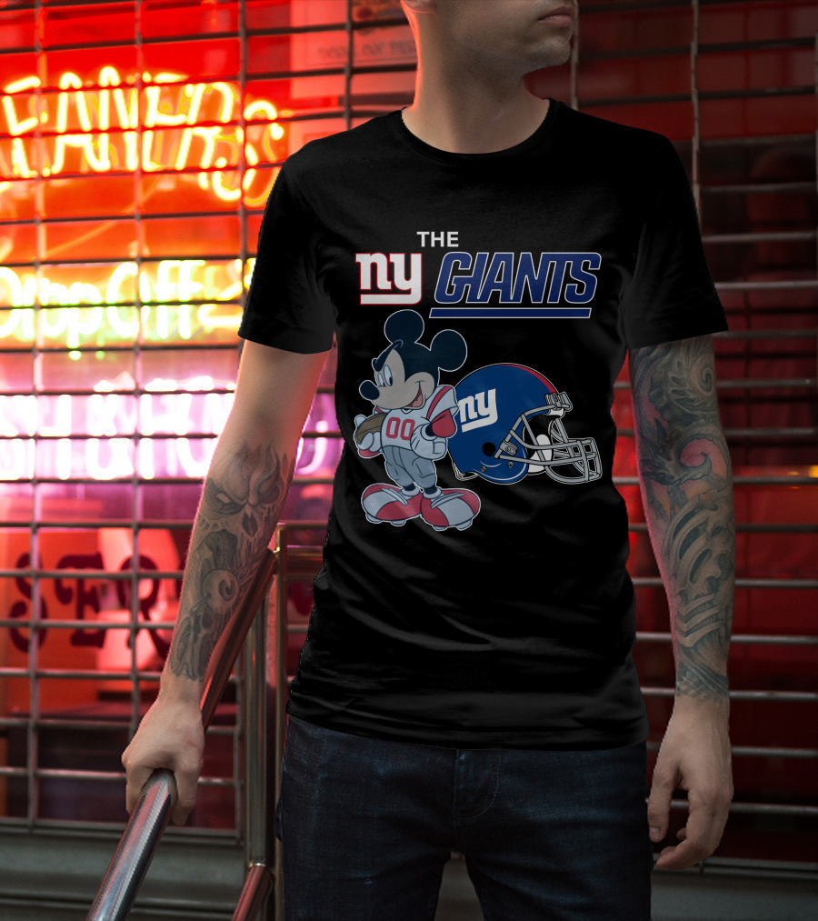 New York Giants Mickey Mouse Football Helmet 00 T-Shirt