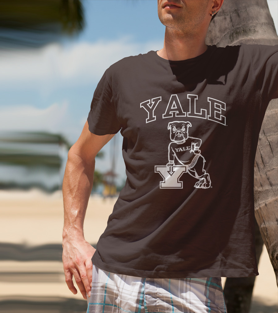 Yale Bulldogs Vintage Mascot Drawing T-Shirt
