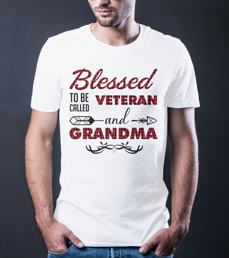 Blessed To Be Called Veteran And Grandma Buffalo Plaid Arrow Antlers T-Shirt
