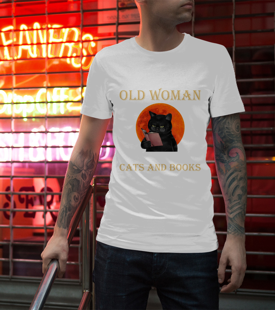 Old Woman Cats And Books Black Cat Reading Orange Moon T-Shirt