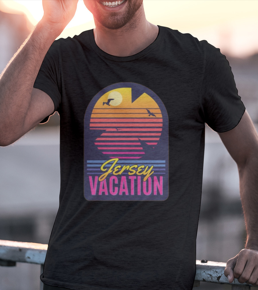 Jersey Vacation Retro Sunset Beach Scene With Birds And Stripes T-Shirt