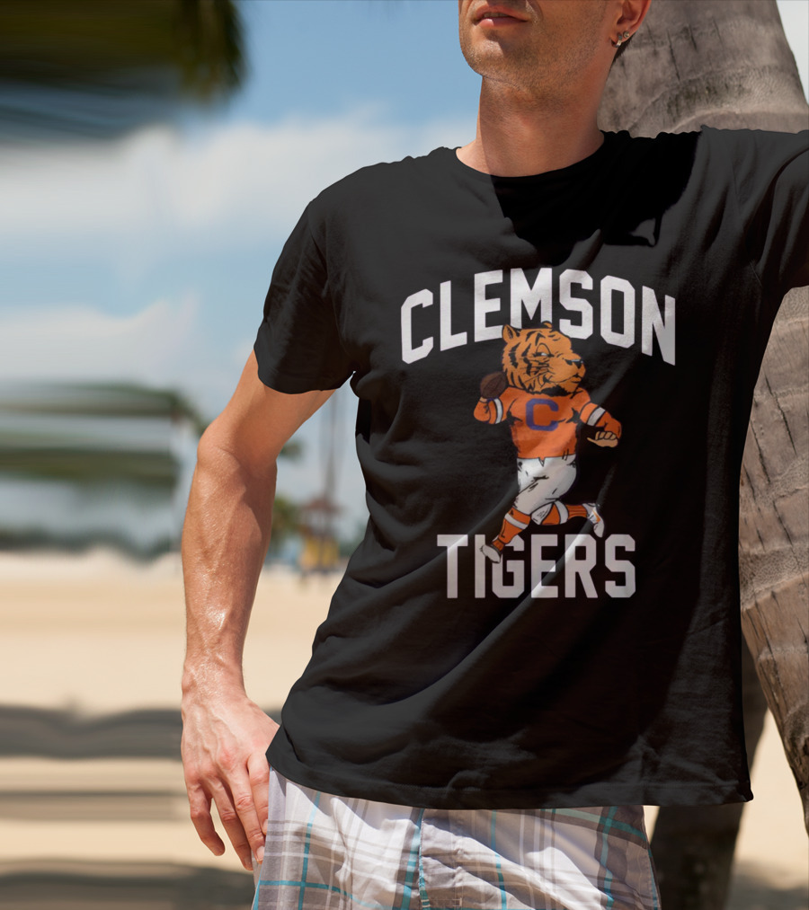 Clemson Tigers Vintage Style Retro Running Mascot T-Shirt