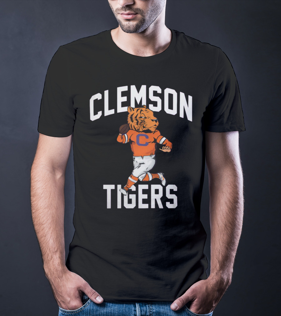 Clemson Tigers Vintage Style Retro Running Mascot T-Shirt
