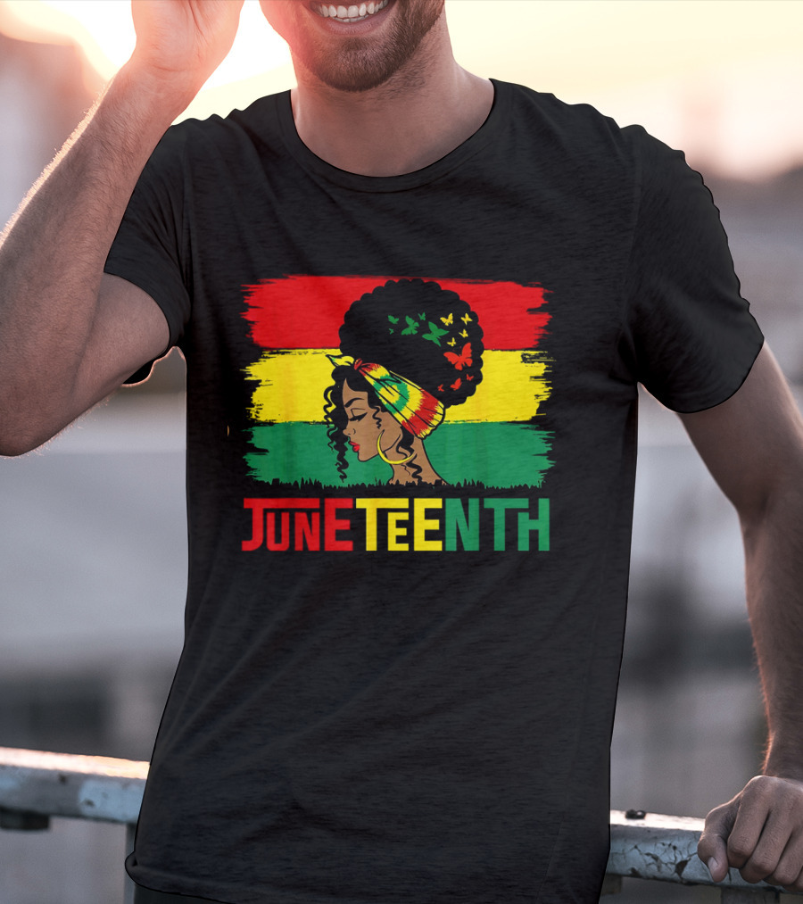 Juneteenth Remembering My Ancestors Celebrate Black Freedom Afro Woman Rasta Colors Flags T-Shirt