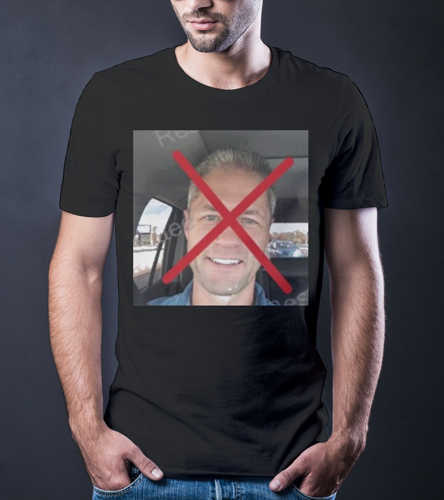 Lana Del Rey No Sean Larkin Red Crossed Out Face Image T-Shirt