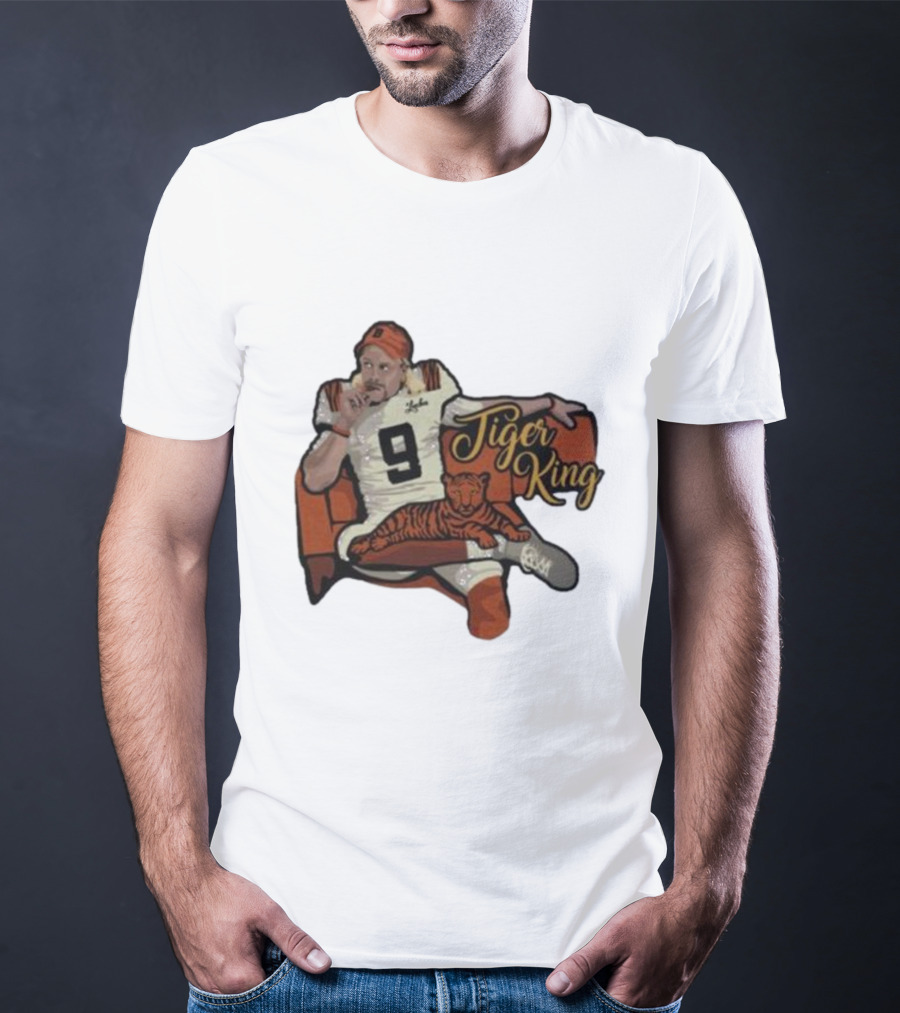 Cincinnati 9 Tiger King Football Player With Orange-Striped Tiger T-Shirt