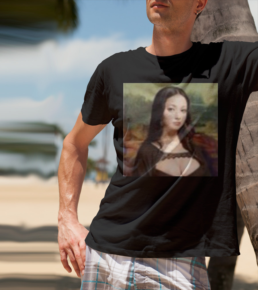 Modern Mona Lisa Renaissance Elegance T-Shirt