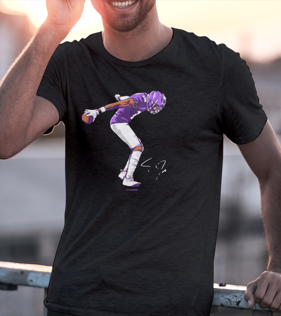 Justin Jefferson Football Superstar Pose In Purple And White T-Shirt