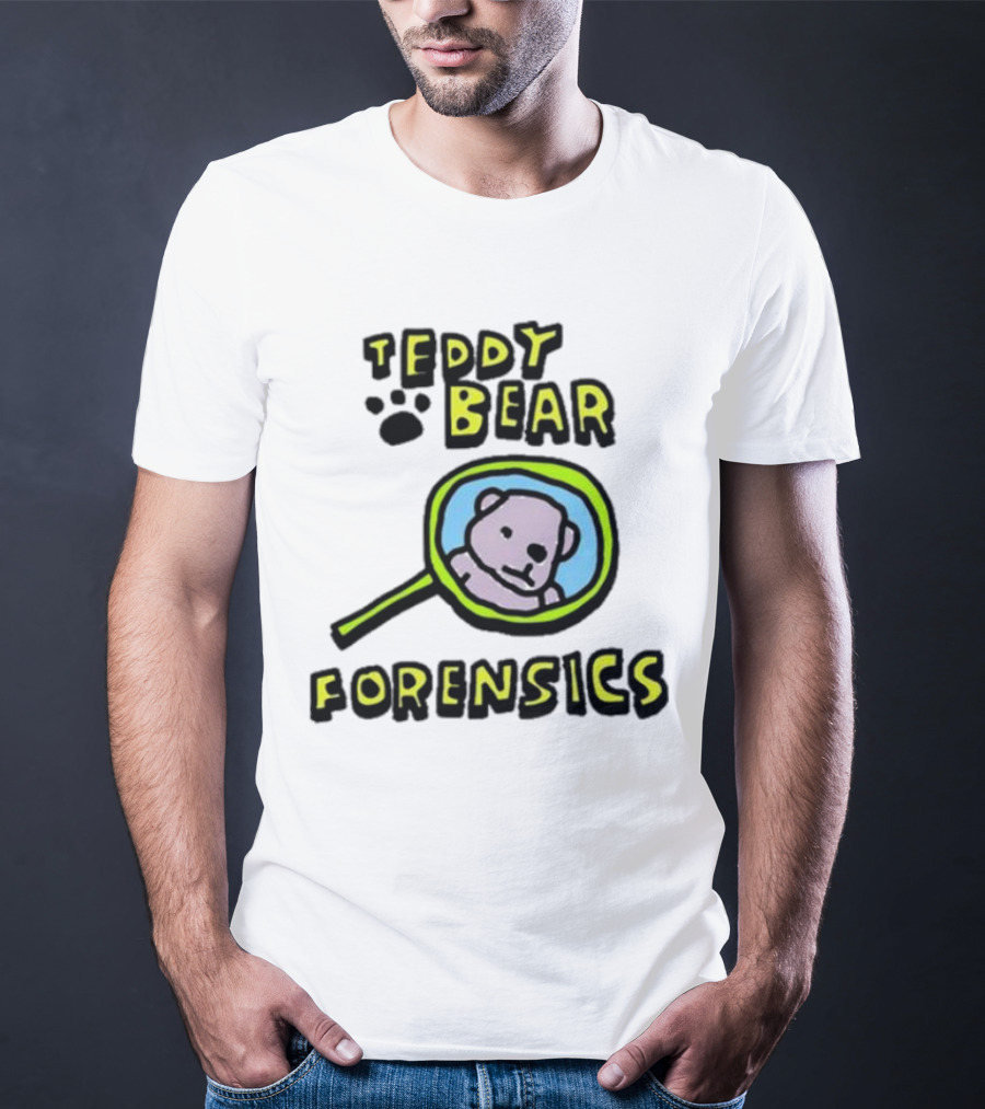 Teddy Bear Forensics Bear With Magnifying Glass T-Shirt