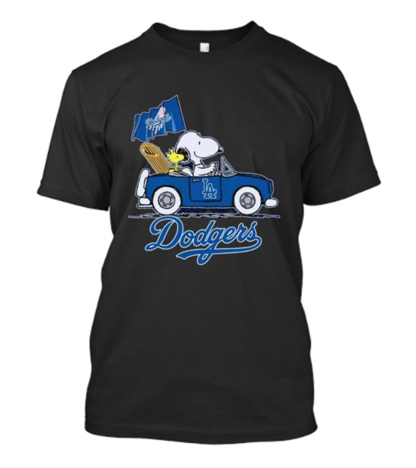 Snoopy And Woodstock Driving LA Dodgers Car With Flag T-Shirt