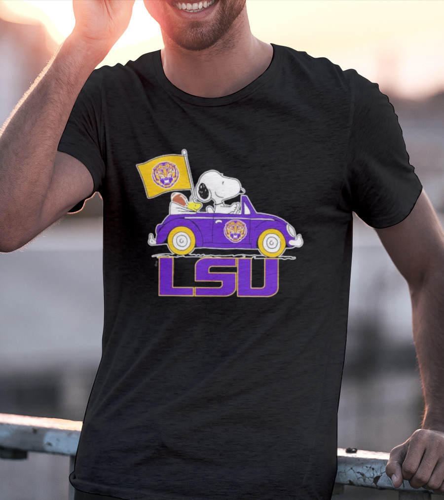 Snoopy And Woodstock Driving Purple LSU Car With Flag T-Shirt