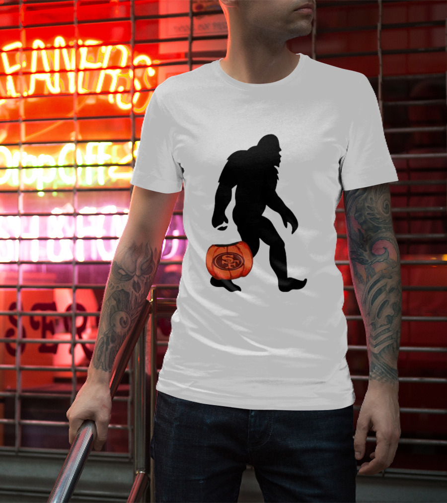 San Francisco 49ers Bigfoot Halloween Pumpkin T-Shirt