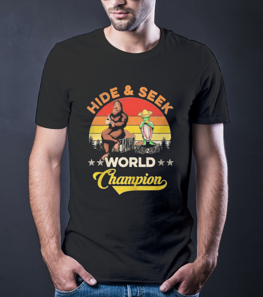 Hide And Seek World Champion Bigfoot Alien Vintage Retro T-Shirt