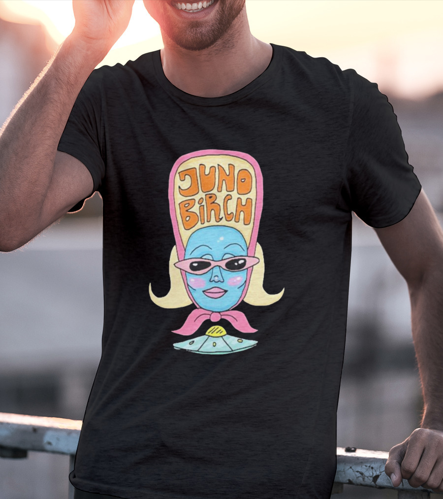 Juno Birch Retro Alien Cartoon T-Shirt