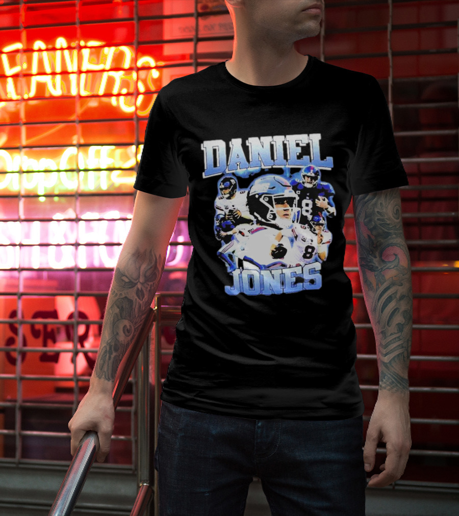 Daniel Jones Ny Giants Football Quarterback Montage T-Shirt