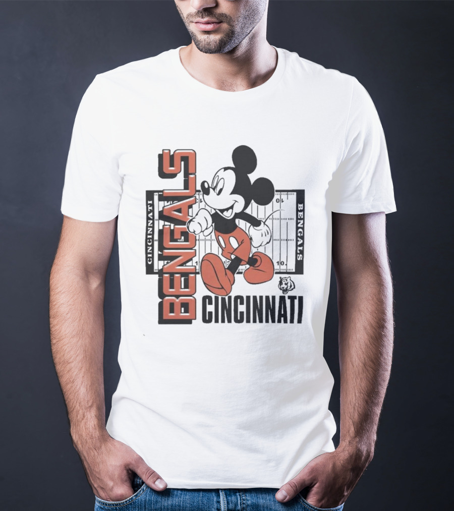 Junkfood X NFL Bengals Mickey Cincinnati Football Field Vintage T-Shirt