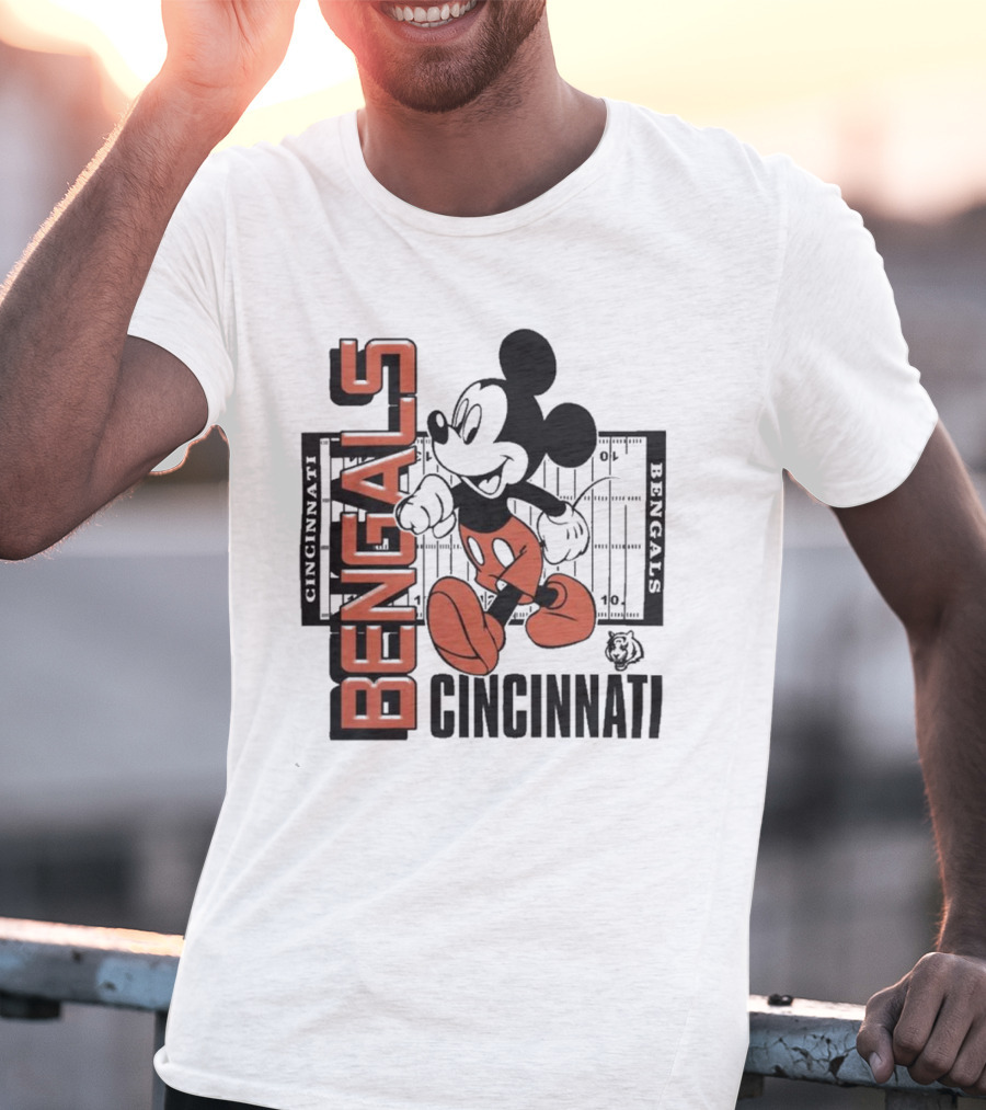 Junkfood X NFL Bengals Mickey Cincinnati Football Field Vintage T-Shirt