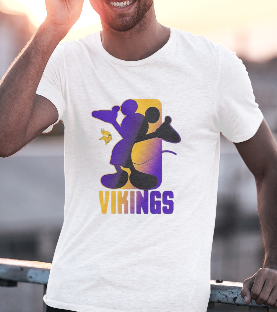 Mickey Mouse Vikings Minnesota Disney Cross Fade T-Shirt