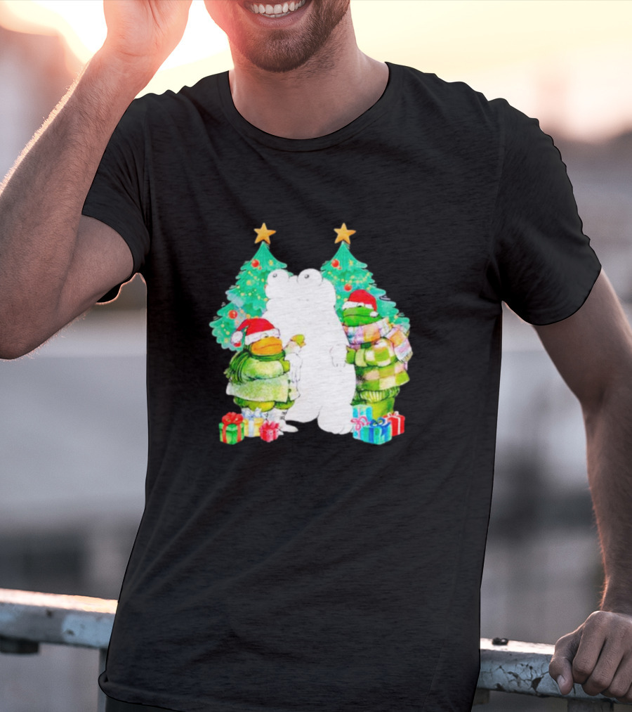 Frog And Toad Christmas Trees Presents Holiday Scene T-Shirt