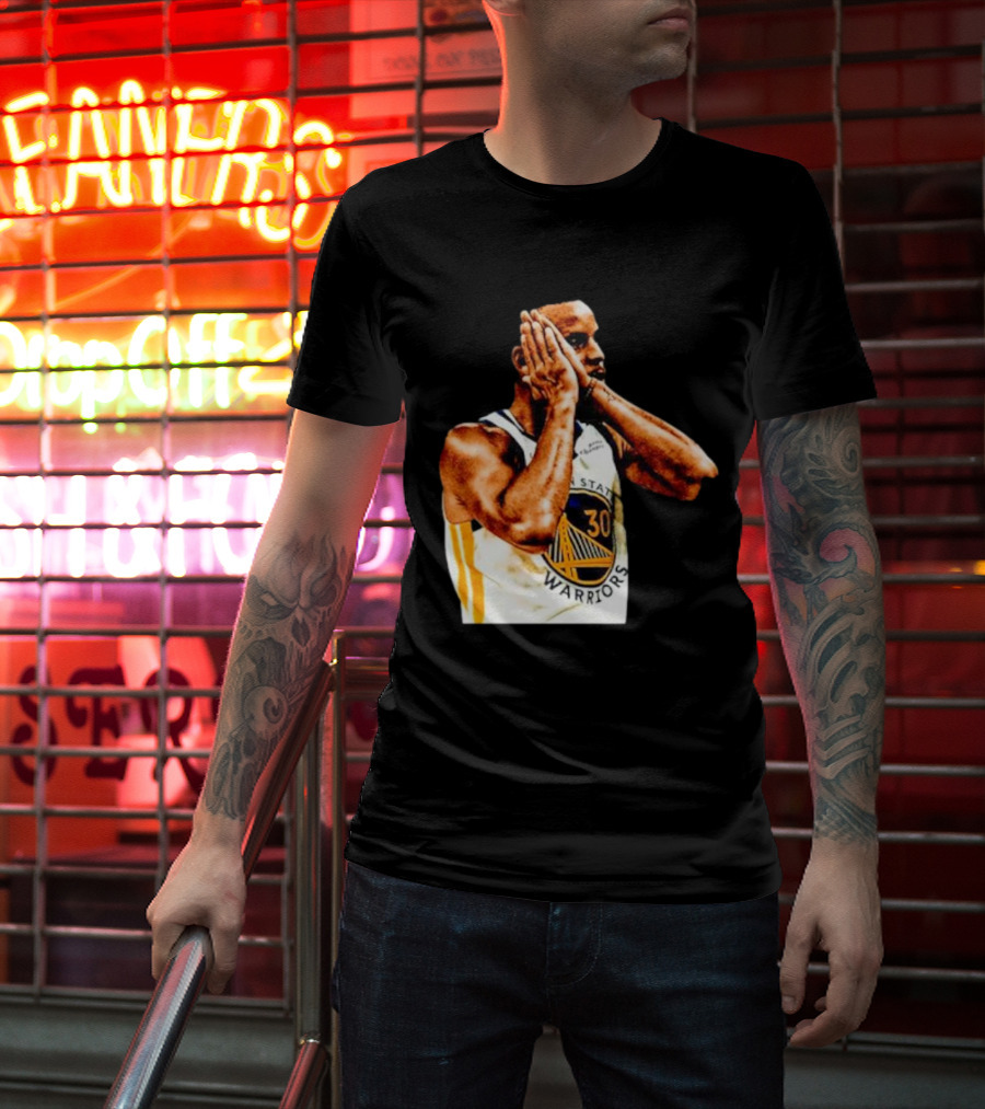 Golden State Warriors Stephen Curry Celebration Fan T-Shirt