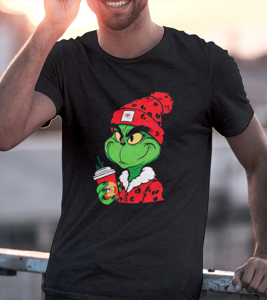 Grinch Leopard Kansas City Chiefs Coffee Beanie T-Shirt