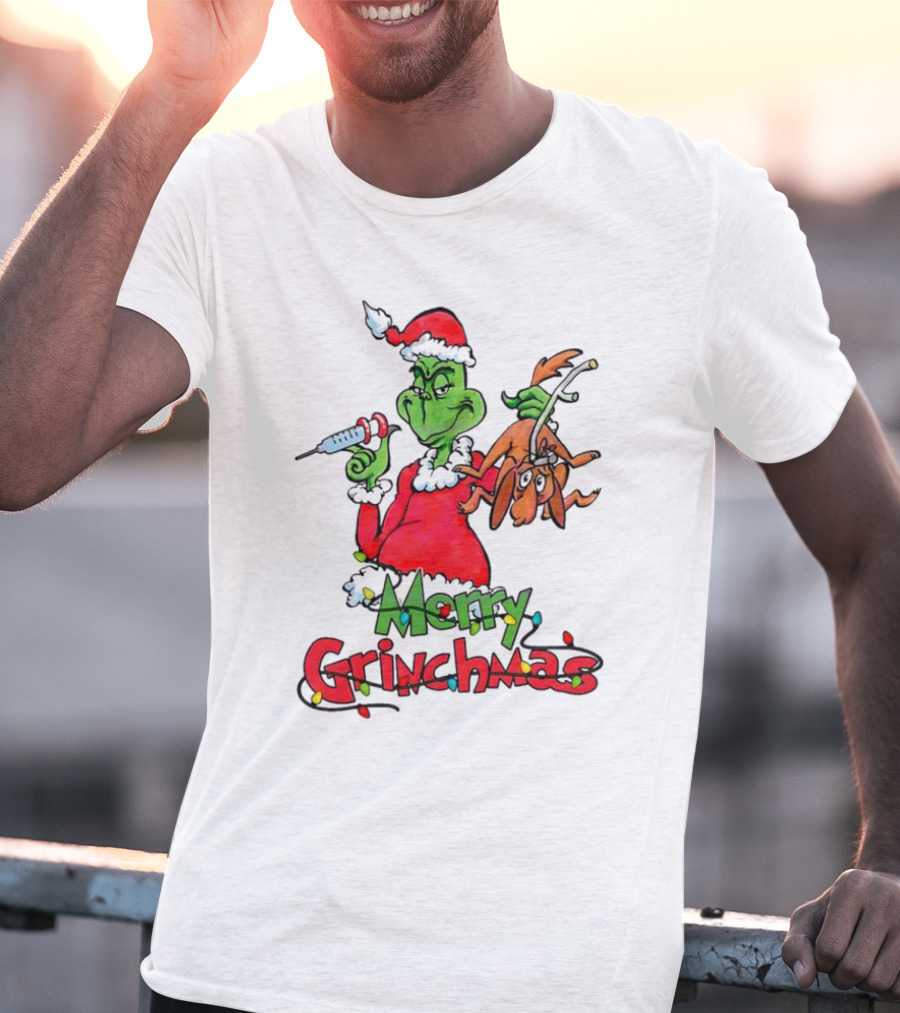 Merry Grinchmas Nurse Christmas Grinch With Syringe And Reindeer Dog T-Shirt
