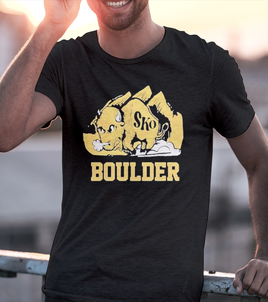 Vintage Sko Boulder Golden Buffalo T-Shirt