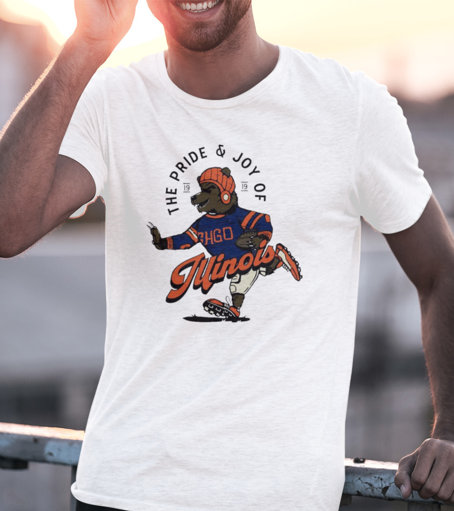 THE PRIDE And JOY OF ILLINOIS BEAR IN CHGO SWEATER WITH FOOTBALL 1919 T-Shirt