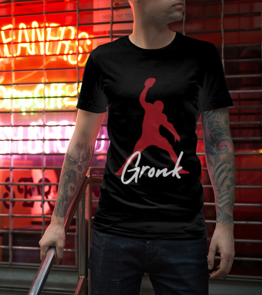 Gronk Iconic Spike Silhouette Forever T-Shirt
