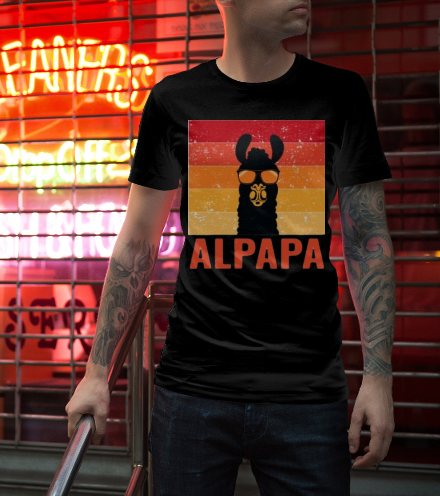 Alpapa Llamafathers Day Vintage Groovy T-Shirt