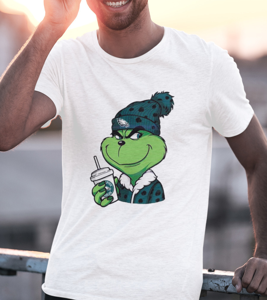 Grinch Holding Cup Wearing Philadelphia Eagles Beanie T-Shirt