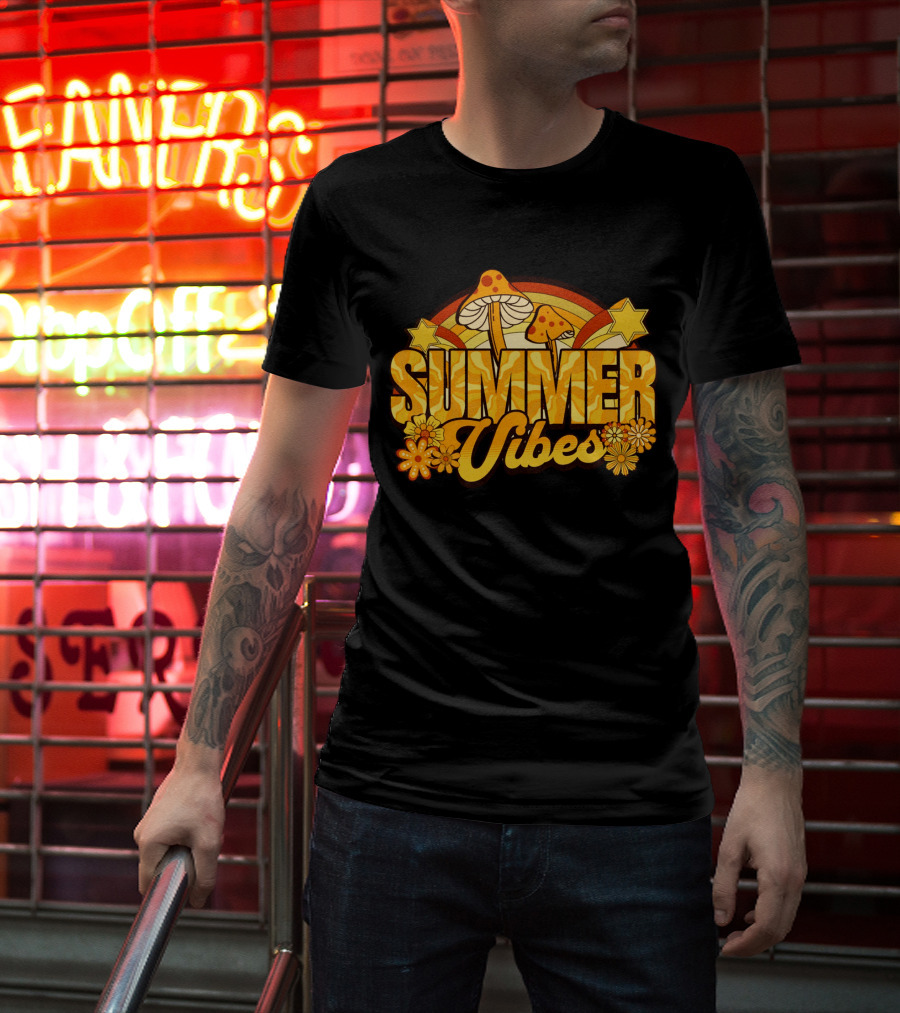 Summer Vibes Groovy Hippie Mushrooms And Flowers Retro Starburst T-Shirt